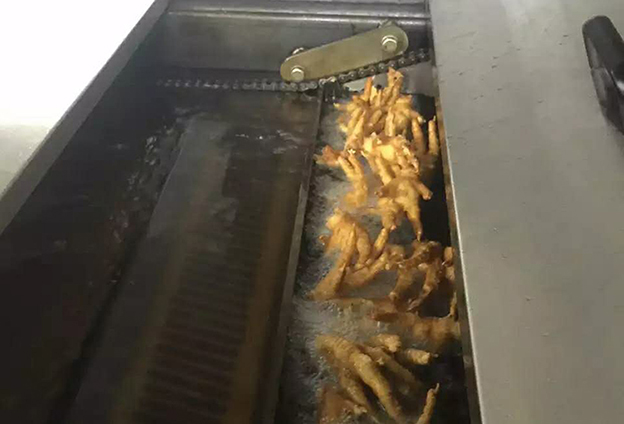 龙八头号玩家唯一油炸机是如何实现无烟循环油炸的? 龙八头号玩家唯一油炸机是如何实现无烟循环油炸的?